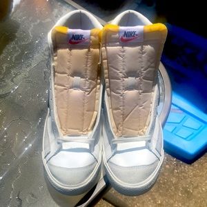 Nike mid blazer 77
